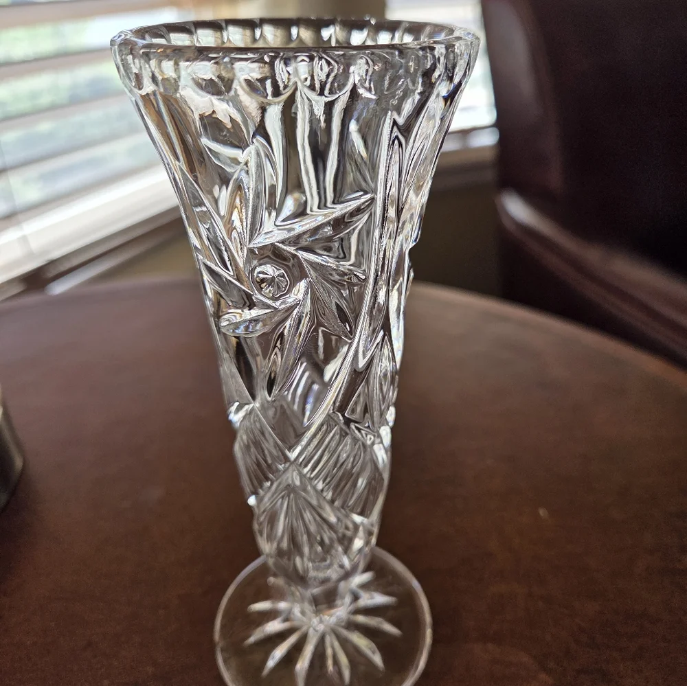 Vintage Crystal Pinwheel Design Flower Bud Vase 6.75